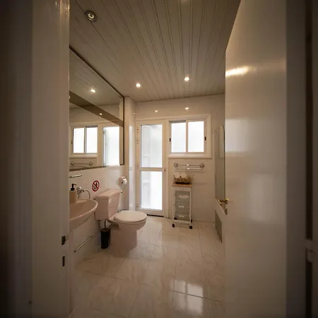 Onar Apartment *