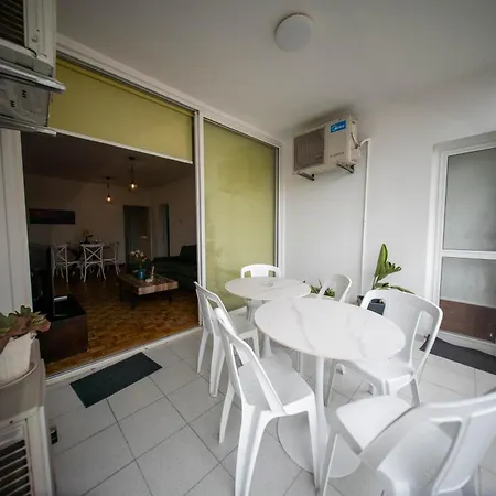 Apartment Onar *